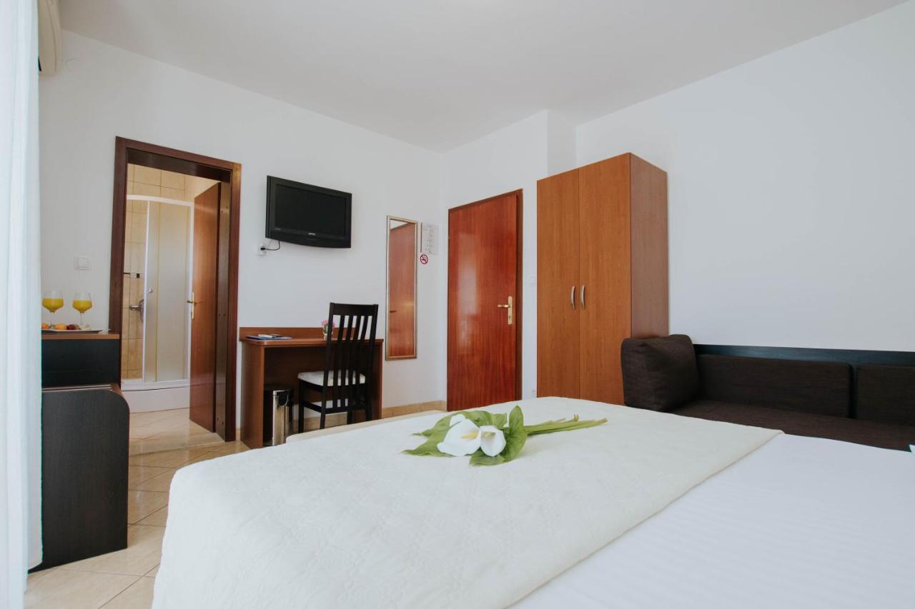 Tina Hotel
