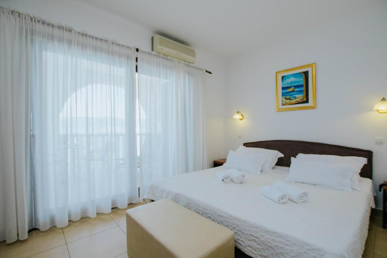 Tina Hotel 3*