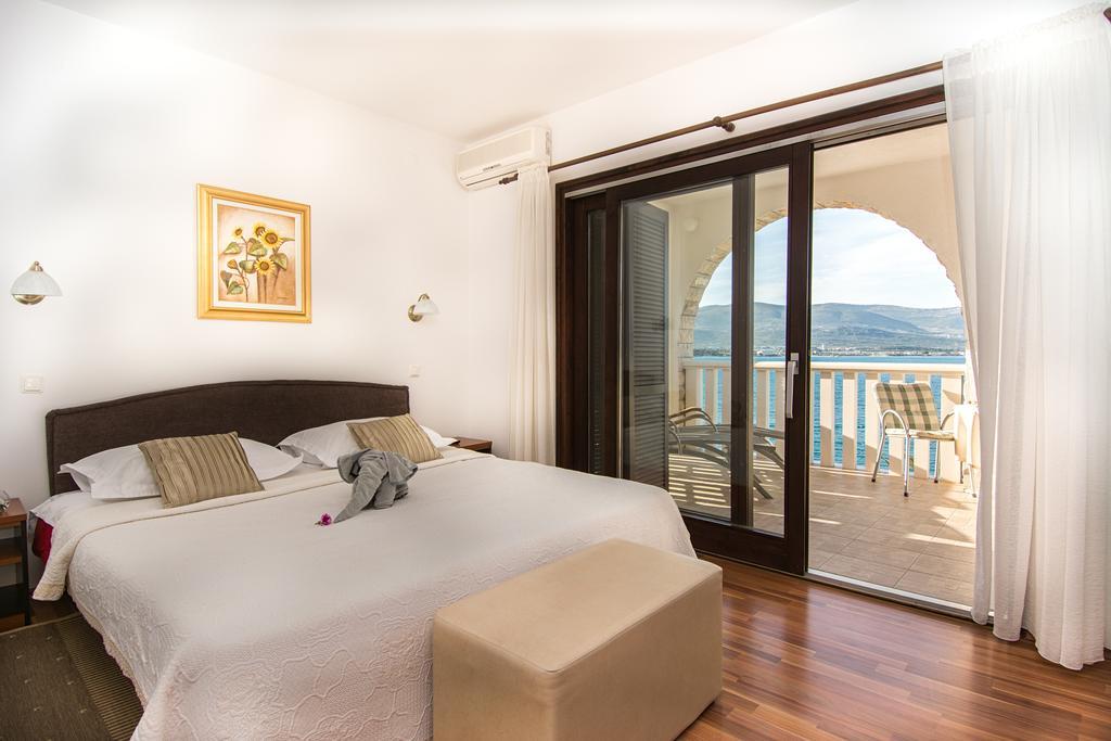 Hotel Tina 3*